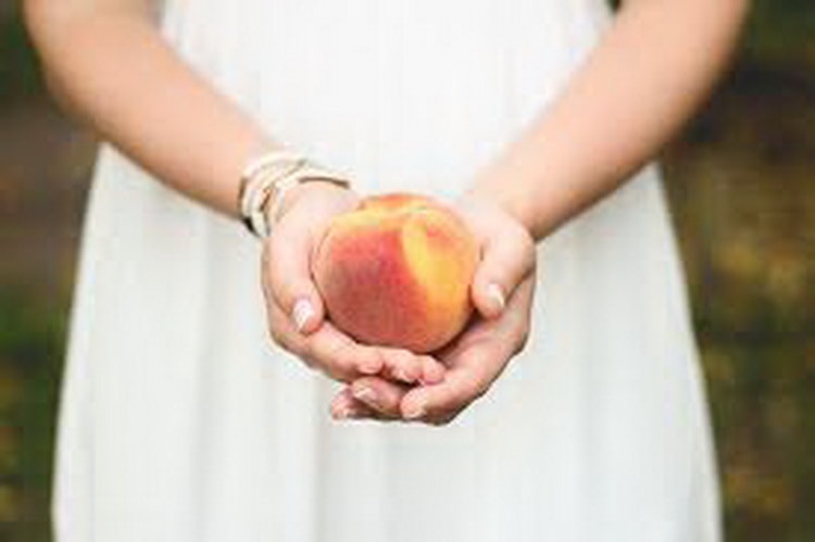 Какая калорийность персика в 1 шт